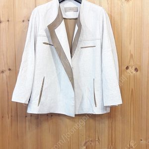 * 르베이지 마 실크 양가죽 트리밍 자켓 ( 정 품 )