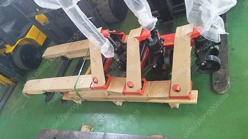 TCM 전동지게차 2.5톤 2단 4500MM 싸이드쉬프트 장착 중고 2018년식 [신차수준] 이미지