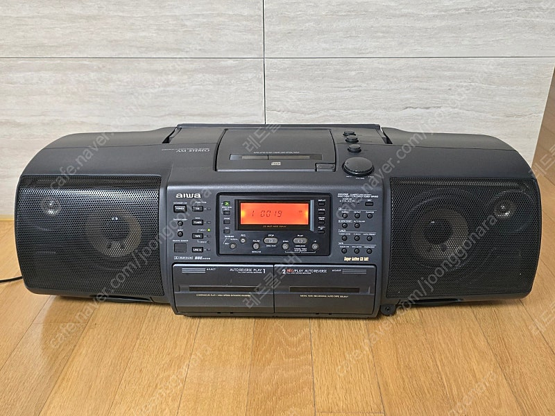 아이와 AIWA CSD-SR80 AM 스테레오 CD 붐박스, 라디오, 더블테크 이미지