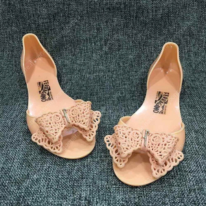 페라가모 여성 프레이타 베이지 젤리 샌들 슈즈(225)_vinst