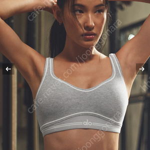알로 요가 하트 브라 Alosoft Heart Throb Bra 택 달린 새제품 - 사이즈 M