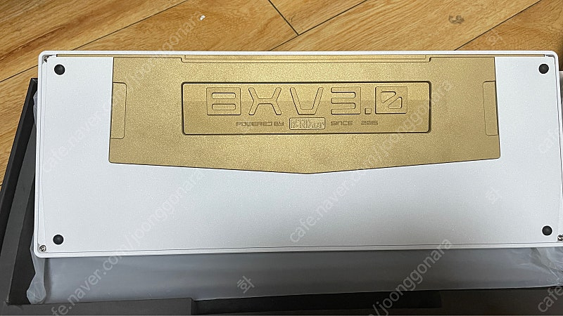 matrix 8xv 3.0 매트릭스 3.0 화이트플래쉬 황동 wkl 미조립 키보드 팝니다--1