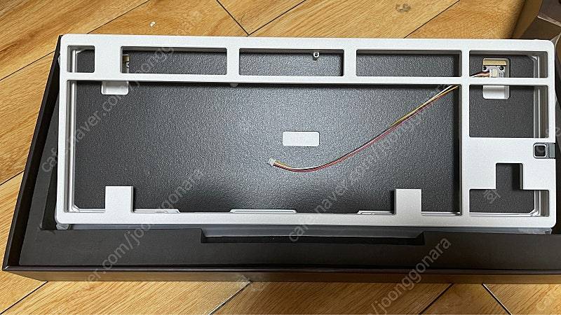 matrix 8xv 3.0 매트릭스 3.0 화이트플래쉬 황동 wkl 미조립 키보드 팝니다--2