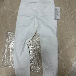 룰루레몬 레깅스 흰색 m 새상품