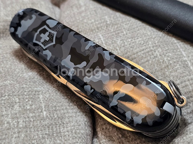 빅토리녹스 헌츠맨 91mm 미사용 판매합니다--0
