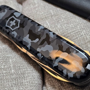 빅토리녹스 헌츠맨 91mm 미사용 판매합니다