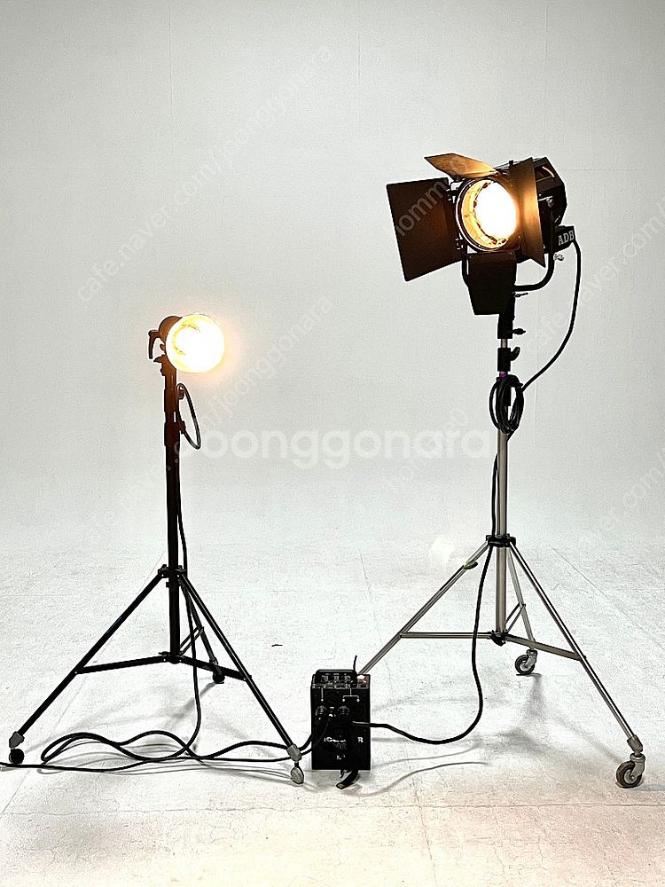 profoto 프로포토 어큐트 2R 2400 + 프리즈...--0