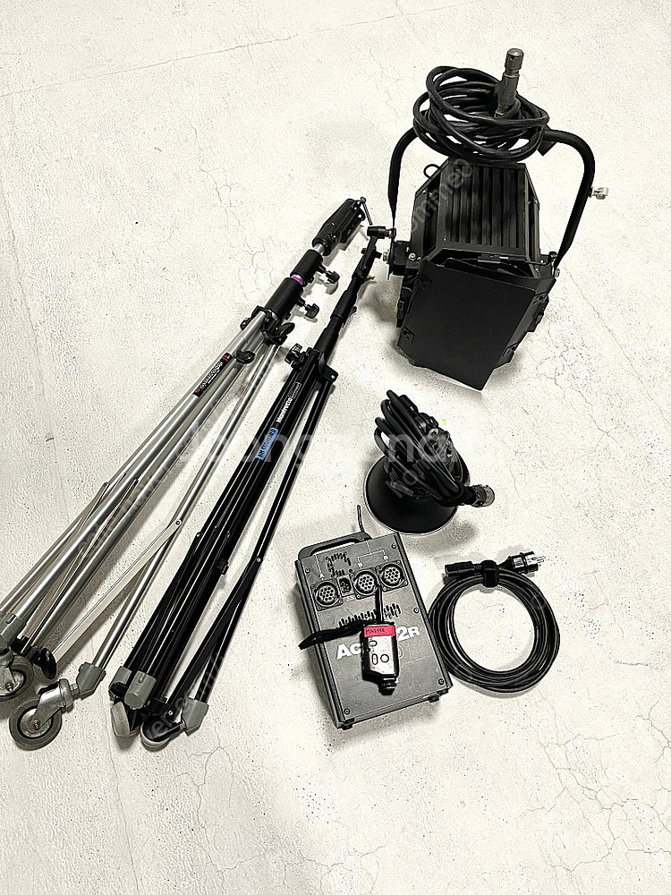 profoto 프로포토 어큐트 2R 2400 + 프리즈...--4