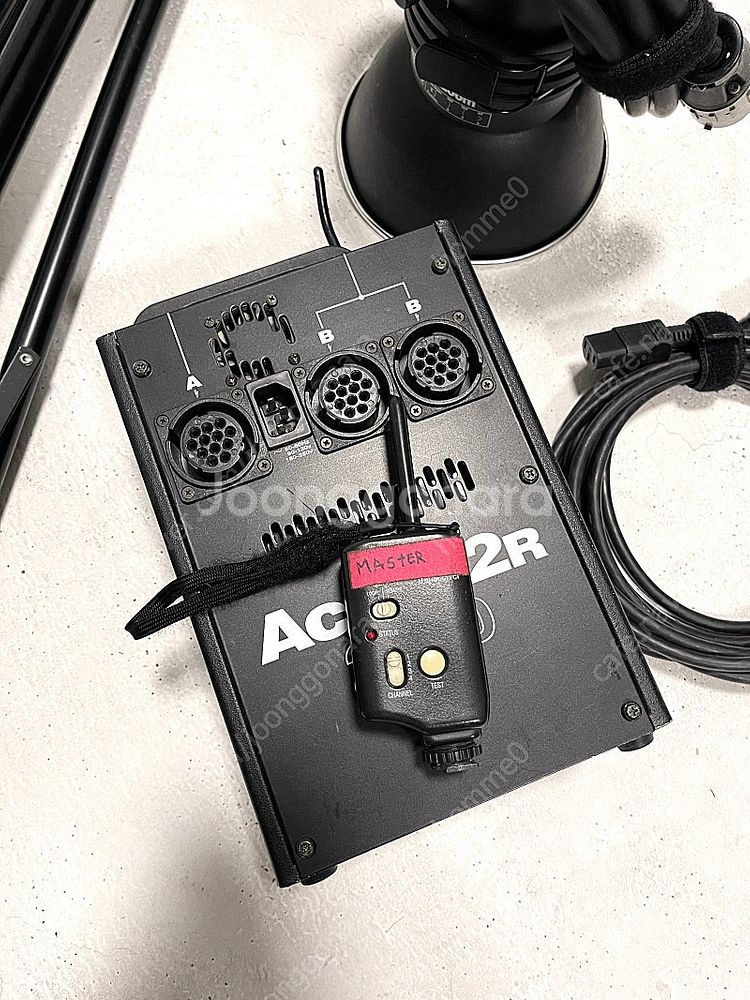 profoto 프로포토 어큐트 2R 2400 + 프리즈...--5