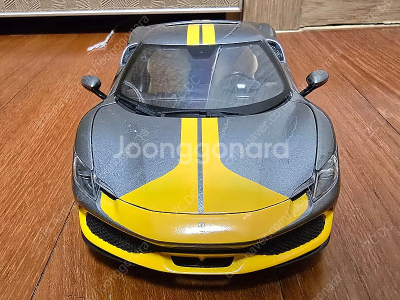1:18 브라고 페라리 296 GTB 다이캐스트 모형자...--1