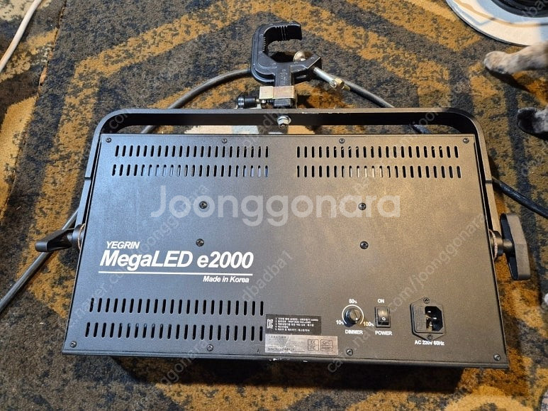 예그린 Mega LED E2000 스튜디오 전용 LED...--0