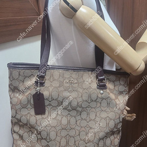 코치 짚탑 시그니처 토트백 코치 쇼퍼백 택포 23000원