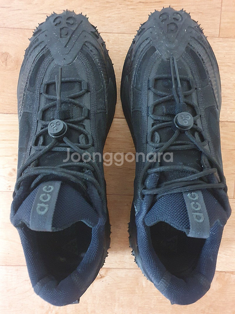 신발 나이키 acg 마운틴 플라이2 로우 블랙 270--0