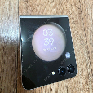 갤럭시Z플립5 512G 팝니다