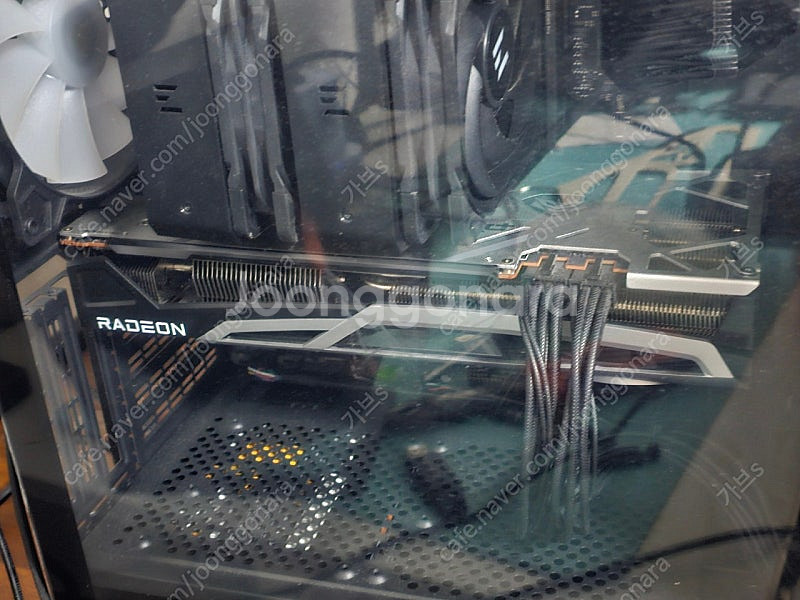 라데온 6800xt 사파이어니트로 팝니다--0