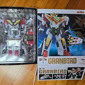 더합체 그랑버드 개봉품 판매합니다.