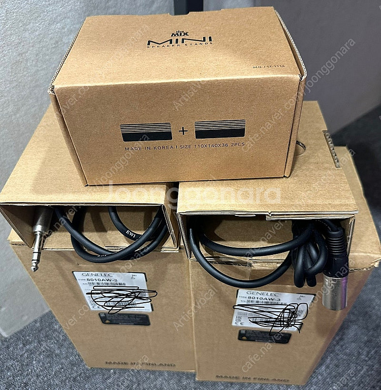 제네렉 8010A 3인치 스피커 1조 화이트색상 판매합...--1