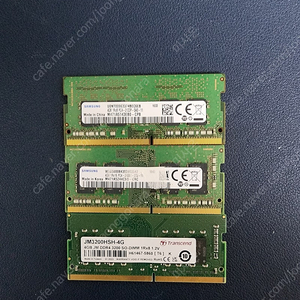 노트북용 메모리 램 DDR4 4GB 3개 개당6천 팝니다.