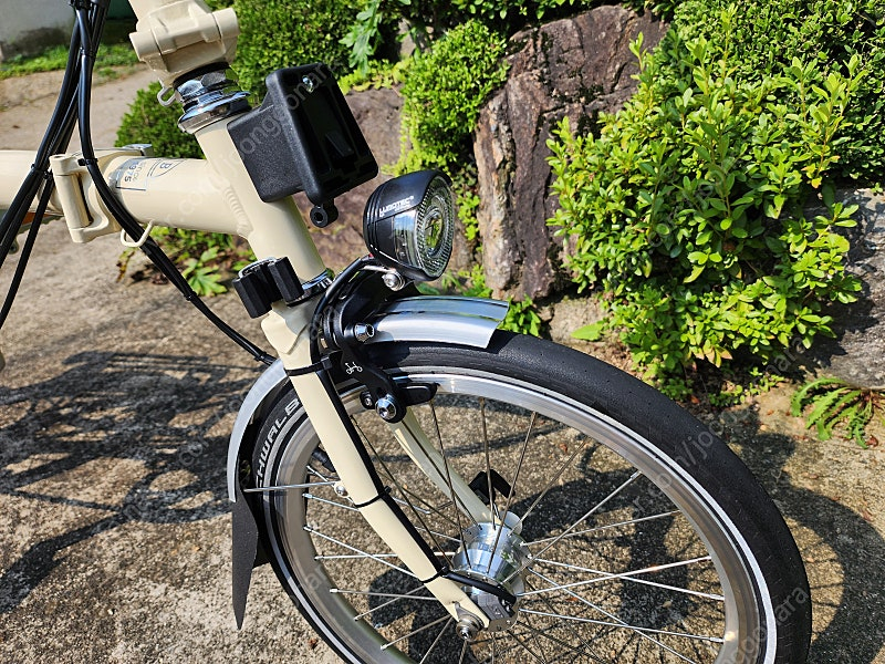 2025 브론톤 클래식 에디션 C라인 M6R 팔 말 화이트 팔아요~--2