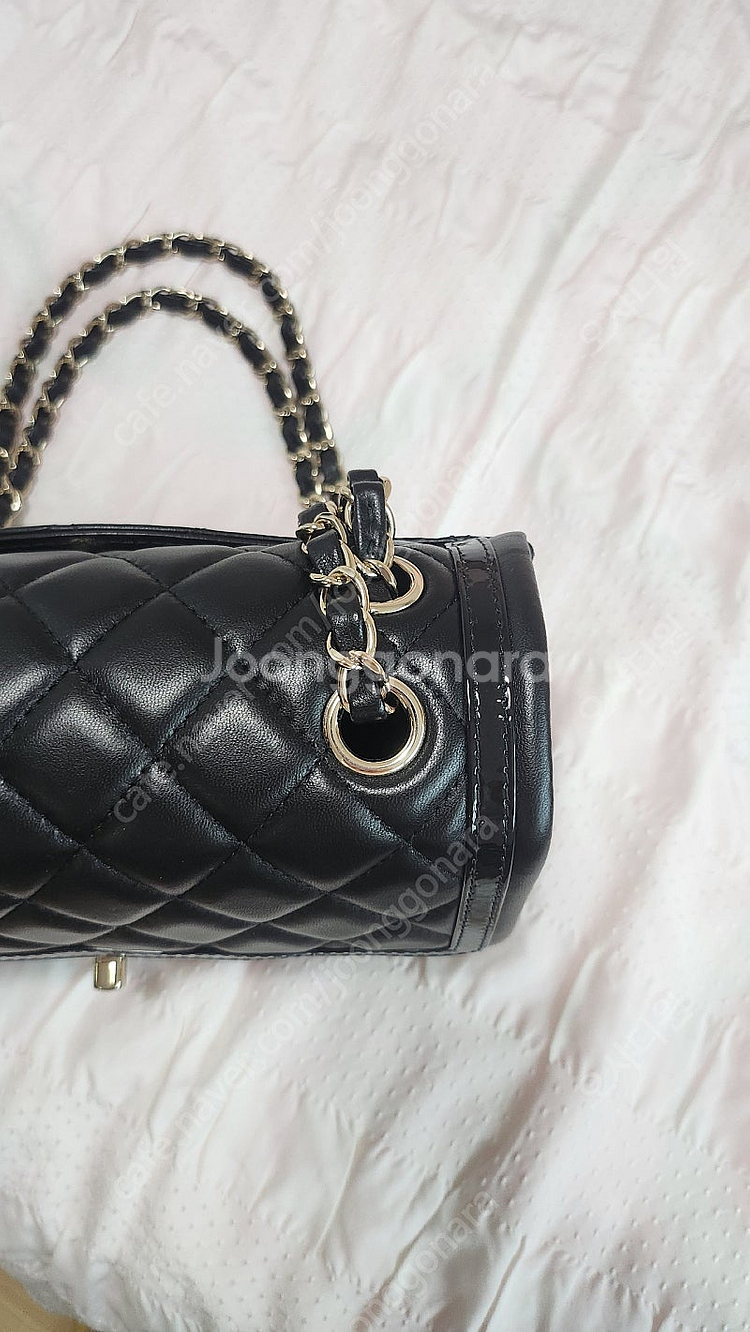 (정가이하,정품)샤넬 클래식 시즌백 샴골 블랙 판매합니다.--5