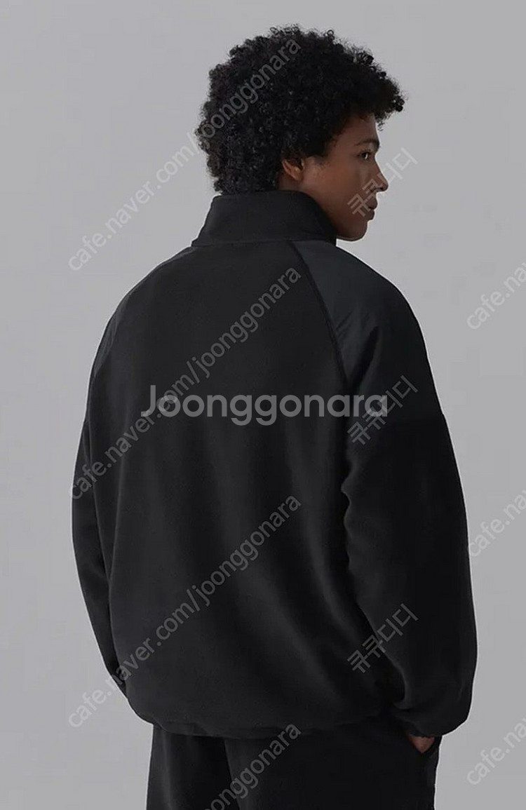 무신사스탠다드 시티레저 하프 집업 풀오버(2XL)--1