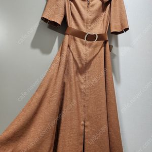 지고트 브라운 반팔 벨트 A라인 원피스