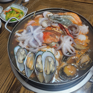 스타벅스 아메리카노1잔 4000원 또는 메가아메2장교환요