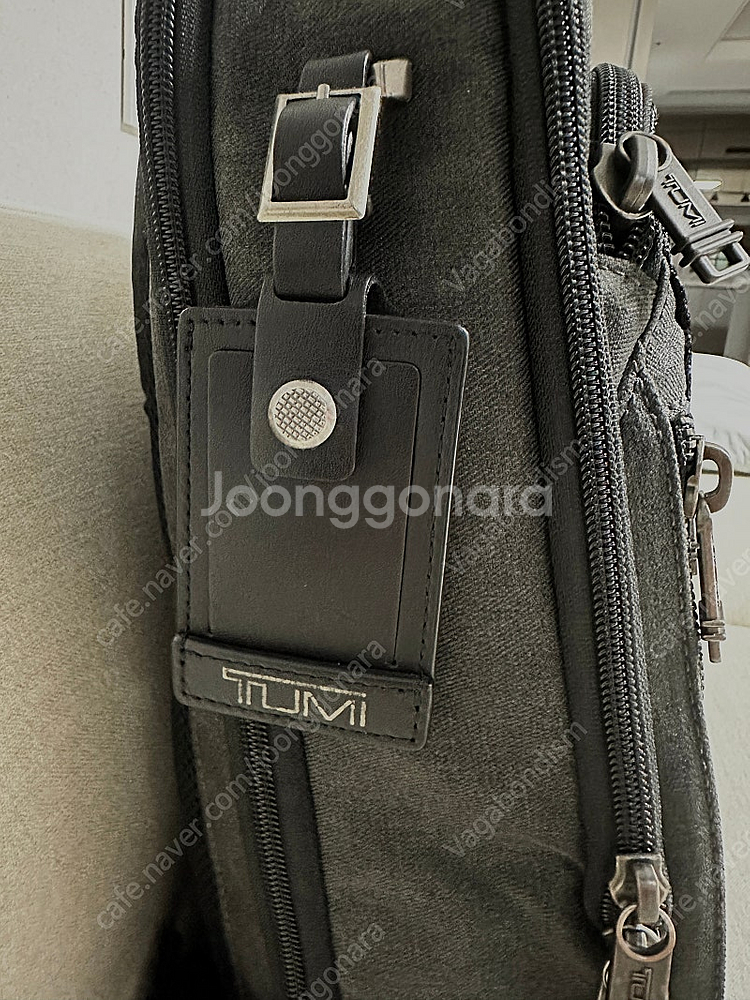 투미(TUMI) 알파 브라보 데이비스 백팩 팝니다.--2