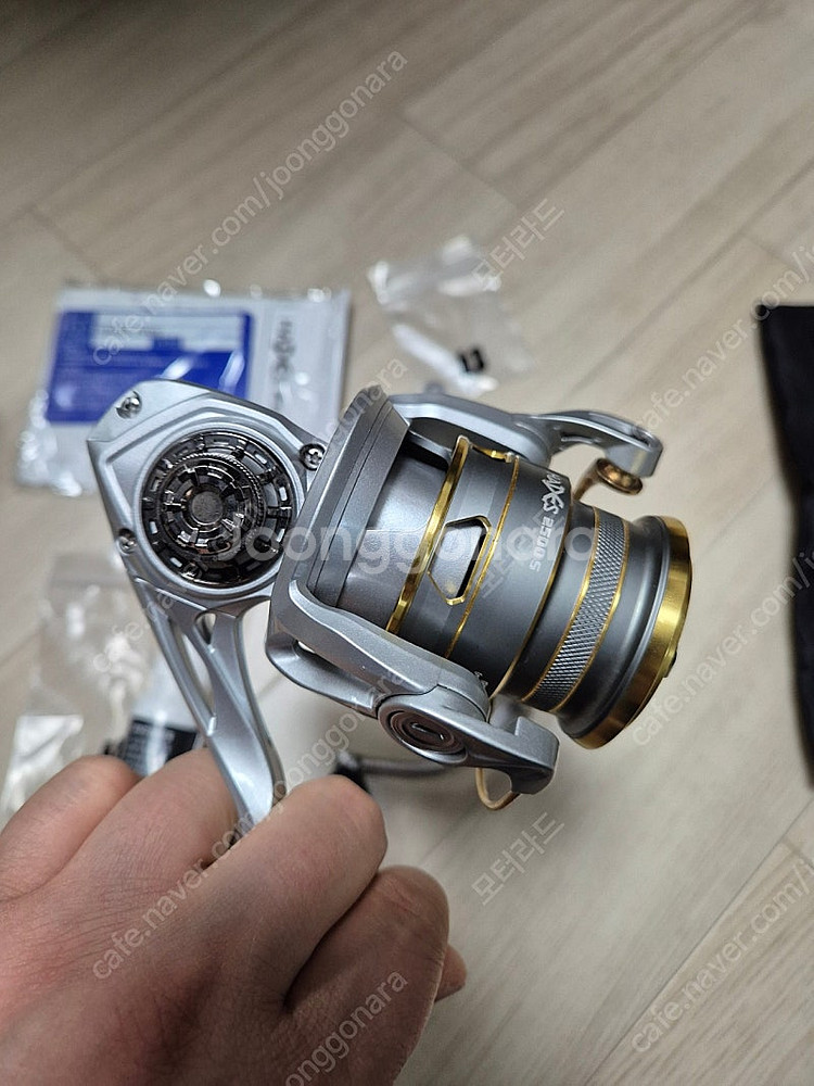 스피닝릴 바낙스 하데스2500S 스피닝릴--3