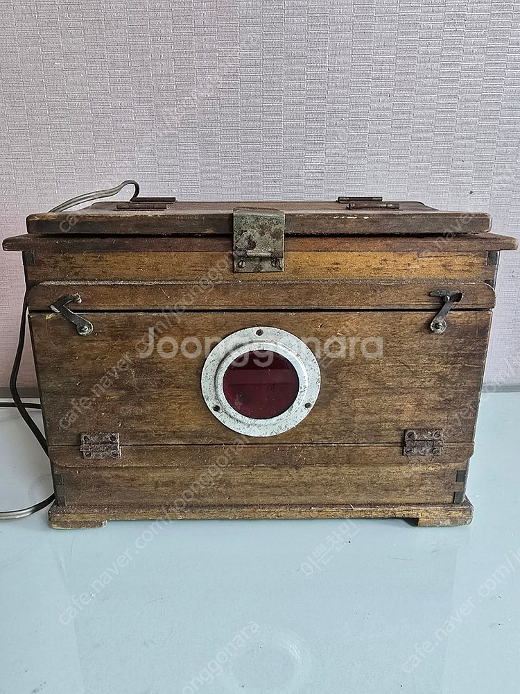근대사 옛날 환등기 2대입니다 (디피 소품 소장용)--1