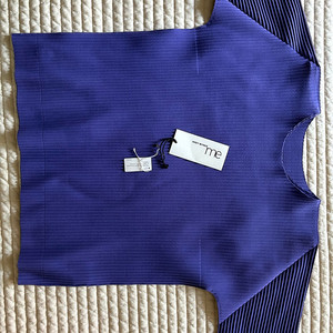 미 플리츠플리즈 반팔티