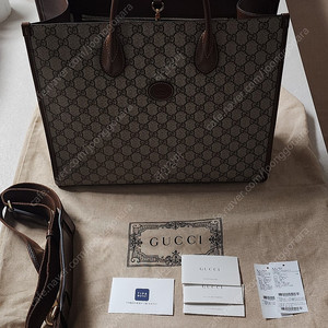 구찌 인터로킹 토트백 미디움(미사용)