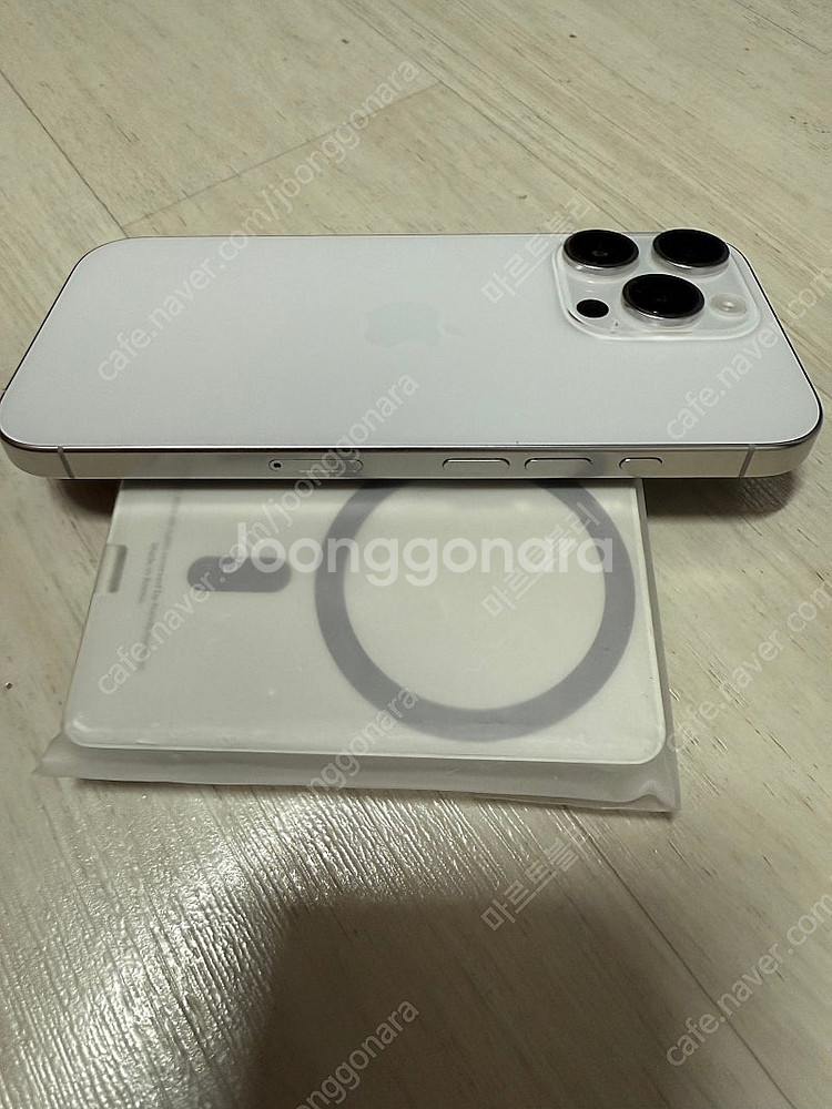 아이폰16 Pro 128GB 팝니다 (화이트)--6