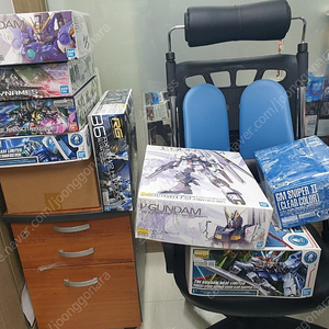 (MG건담판매) mg뉴건담 버카,mg퍼펙트스트라이크건담,mg짐스나이퍼2클리어,mg페니체리나시타,mg델타프러스,mg프리덤 더블오 hg 이미지