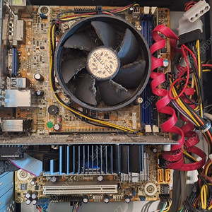 조립 PC 컴퓨터 본체 팔아요 15000원