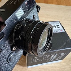 보이그랜더 녹턴 빈티지 35mm f1.5 타입2 블랙페인트 라이카 m마운트 팝니다.