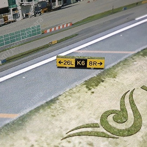 1:200 스케일 공항디오라마 "활주로 표지판" 4EA 1set