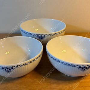 로얄코펜하겐 프린세스 볼 15cm 2개, 18cm 1개