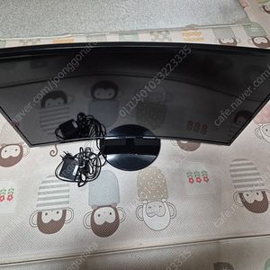 삼성 커브드 32인치 LED모니터 팝니다 모델은 LC32F39MUKXKR입