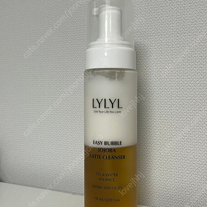 릴릴 호호바 라떼클렌저 195ml