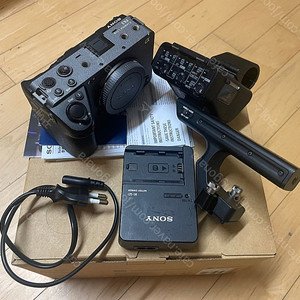 소니 SONY ILME-FX3 박스 풀 팝니다