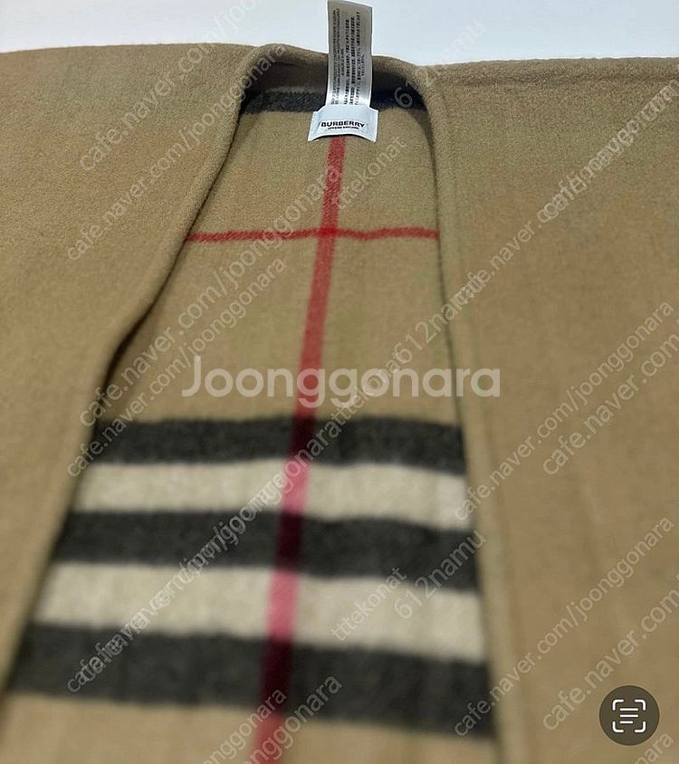 버버리 울 캐시미어 리버시블케이프 80374981정품--6