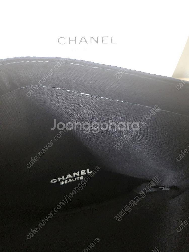 정품) 새제품 샤넬 복조리 파우치 (코스메틱)--3