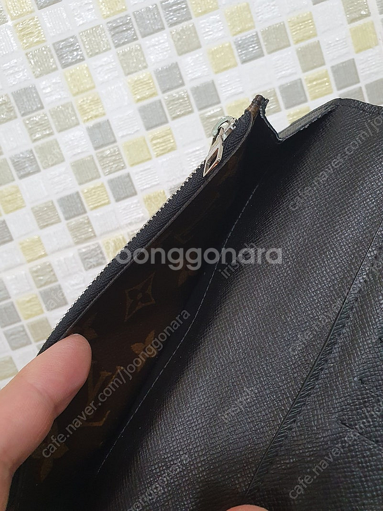 정품 루이비통 마카사르 브라짜 월릿--8