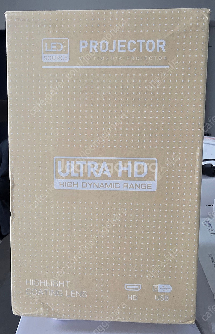 HY300 빔프로젝트 팝니다.--3