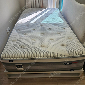 퀵슬립 퀵4 매트리스 및 지누스 저상형 트리샤 프레임