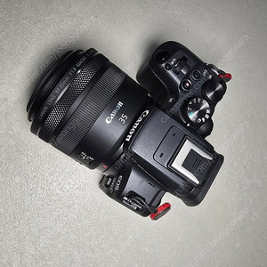 캐논 EOS R10 + RF35mmF1.8 판매합니다.