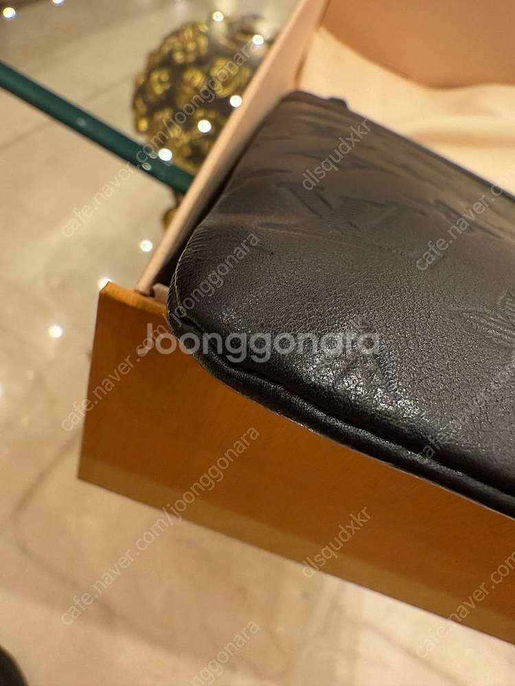 루이비통 모노그램 포쉐트 클러치 M62903--4