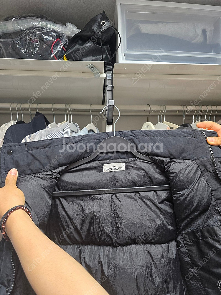 스톤아일랜드 크링클랩스 20fw 논후드숏패딩--3
