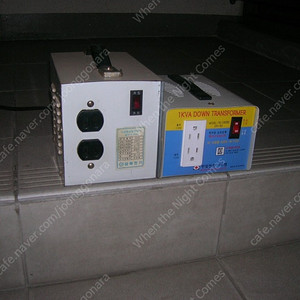 110V 1KVA 강압 트랜스 (하나 남았음)
